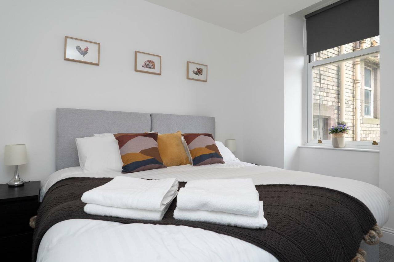 Greenstar Apartments - 2 Minute Walk Away Into City Centre - 6 Individual Flats - Next To Abertay University - 1 Bed 2 Bed & 3 Bedroom Flats - Fully Equipped - Short - Mid - Long Stays Welcome Dundee Zewnętrze zdjęcie