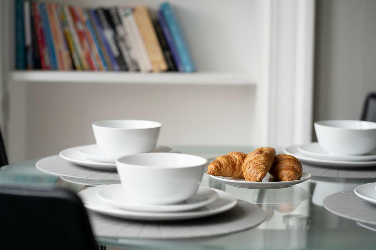 Greenstar Apartments - 2 Minute Walk Away Into City Centre - 6 Individual Flats - Next To Abertay University - 1 Bed 2 Bed & 3 Bedroom Flats - Fully Equipped - Short - Mid - Long Stays Welcome Dundee Zewnętrze zdjęcie